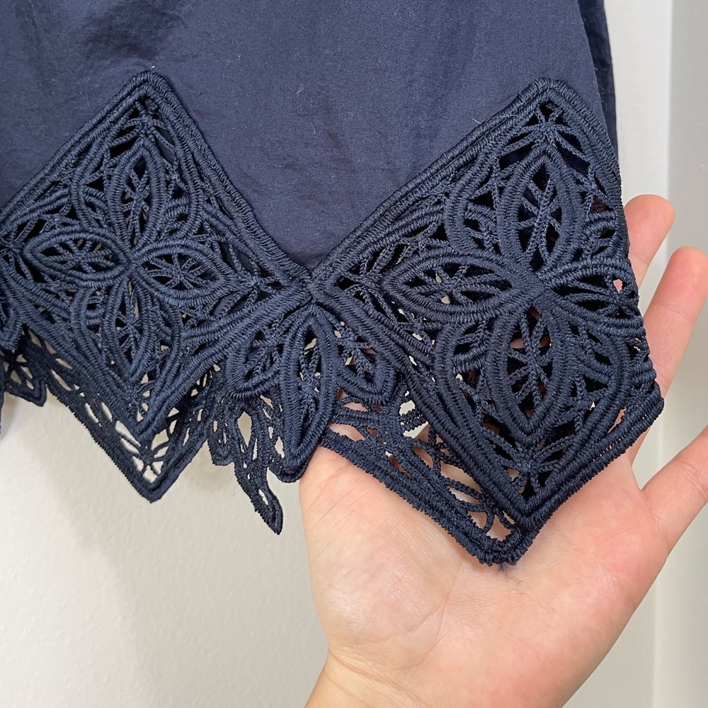 Chico's Elegant Blue Navy Women's Lace Trim Top Blouse Cotton Casual Career Sz 4 - Picture 8 of 16
